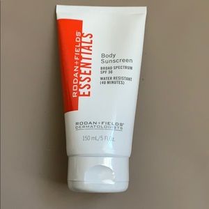 R+F Essentials Sunscreen Broad Spectrum 30 SPF